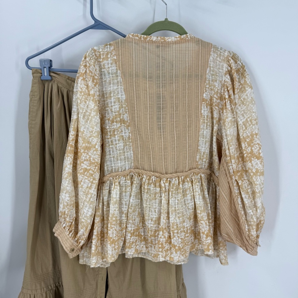 American Eagle cropped BoHo floral print wide sleeve Peblum Beige Blouse L - Picture 9 of 11